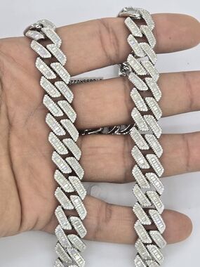 925 Sterlings Silver Moissanite Diamond Cuban Chain 14mm 24 Inches